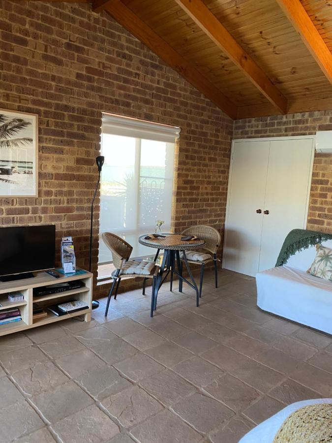 Nautilus Retreat Kalbarri B&B Exterior foto